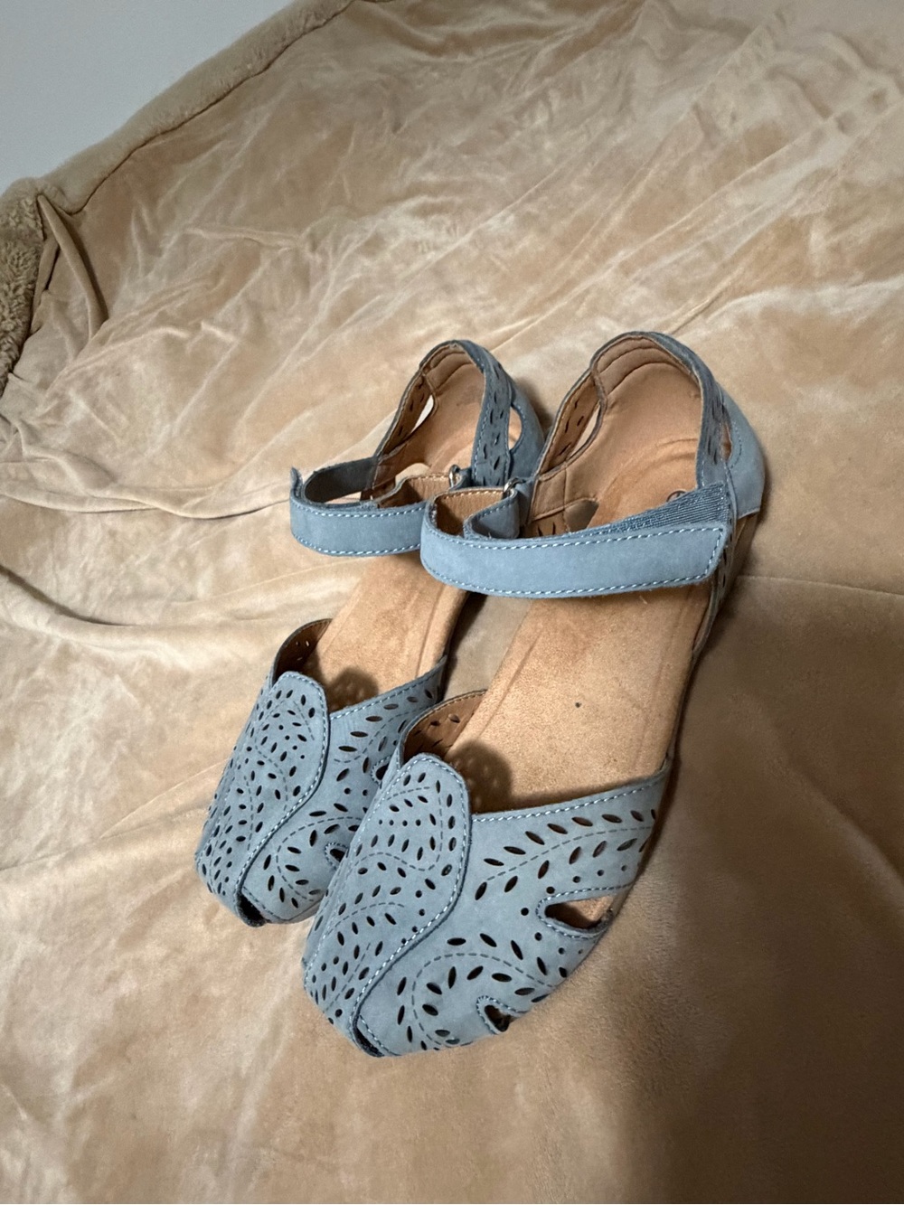 Earth Comfort Women's Gray Blue Cutout Ankle-Strap Flats Women’s 10